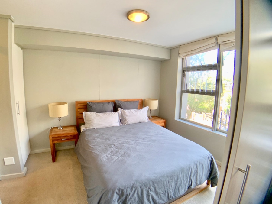 1 Bedroom Property for Sale in Sea Point Western Cape